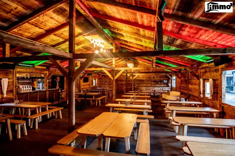 Mobile Eventalm - die Location kommt zu dir!