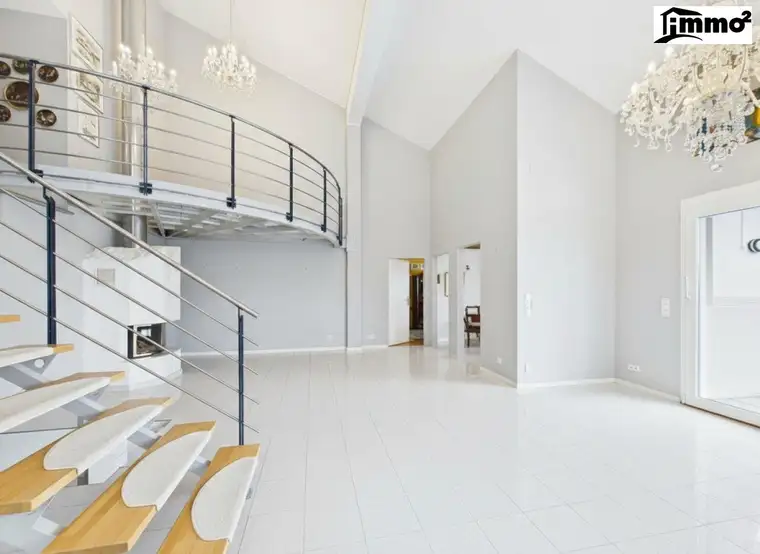 KEINE STANDARD-WOHNUNG: Einzigartiges Penthouse mit Garten, Terrassen &amp; außergewöhnlichem Wohnkonzept
