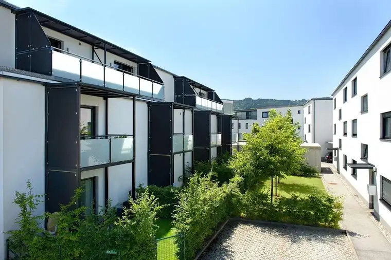 Ruhige 2-Zimmer-Wohnung zu vermieten