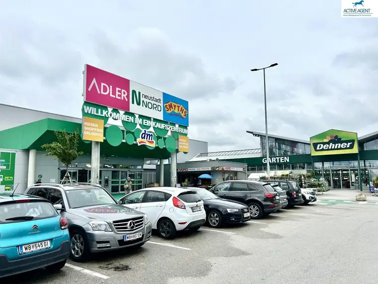 Ansprechende Handelsfläche im EKZ Neustadt Nord zu vermieten