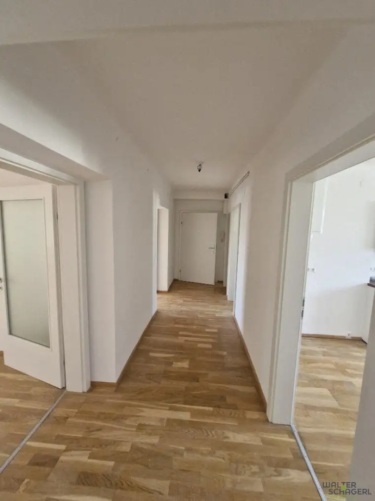 Helle 3 Zimmerwohnung Zentrumsnahe