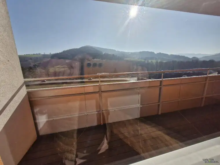 freundliche 2 Zimmer Wohnung im Grünen ( Genossenschaft )