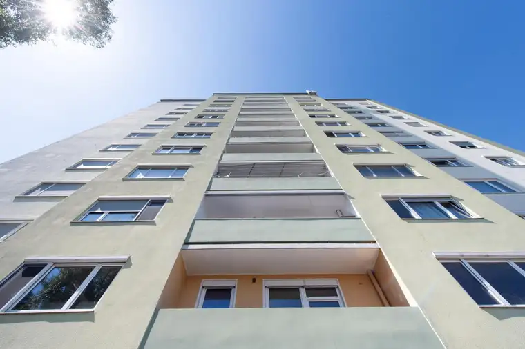 Großzügige 4-Zimmer-Mietwohnung mit Loggia in zentraler Lage – Moserhofgasse 49, 8010 Graz