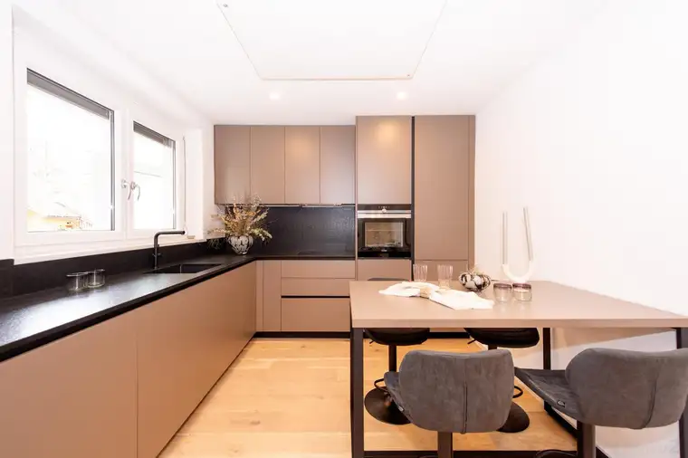 Emma Wechtitsch, Reichert Immobilien GmbH