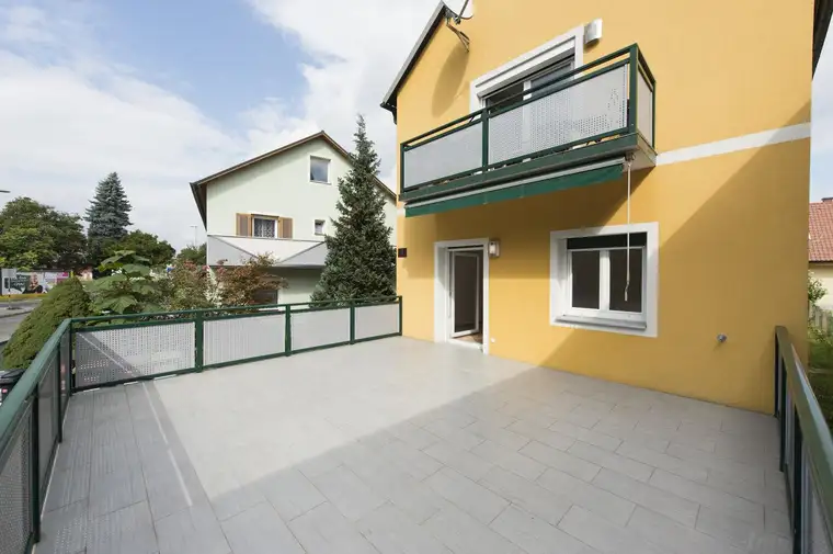 Ihr Platz an der Sonne – helle 2-Zimmerwohnung mit 35 m² Terrasse in Graz-Liebenau