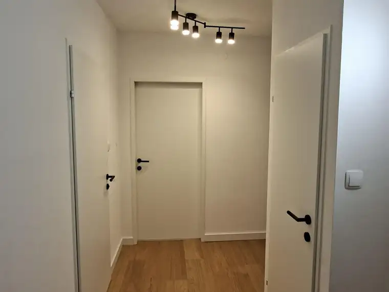 Helle 3-Zimmer-Wohnung mit weitem Ausblick in Mauer - teilrenoviert