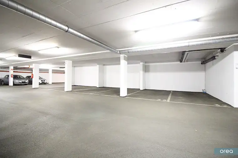 Tiefgaragenstellplatz am Andreas-Hofer-Platz 11