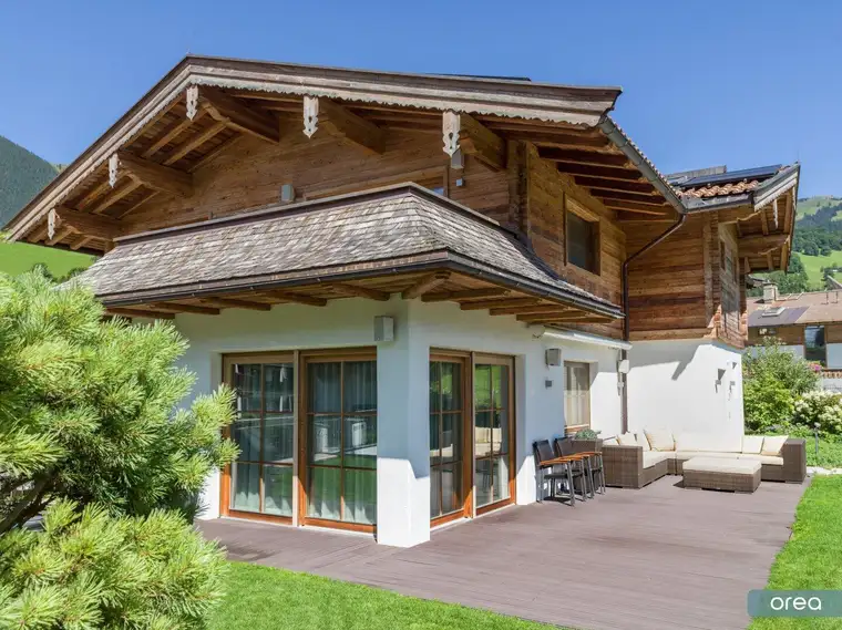 Alpiner Luxus: Exklusive Wohnung in Kitzbühel!