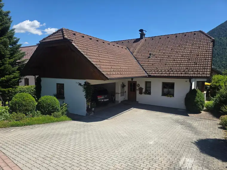 Einfamilienhaus in schöner Sonnenlage