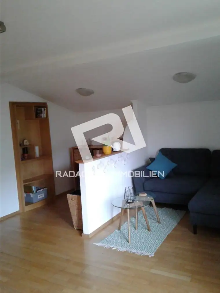 Gemütliche Wohnung mit wunderschönem Ausblick in Taxenbach zu vermieten!