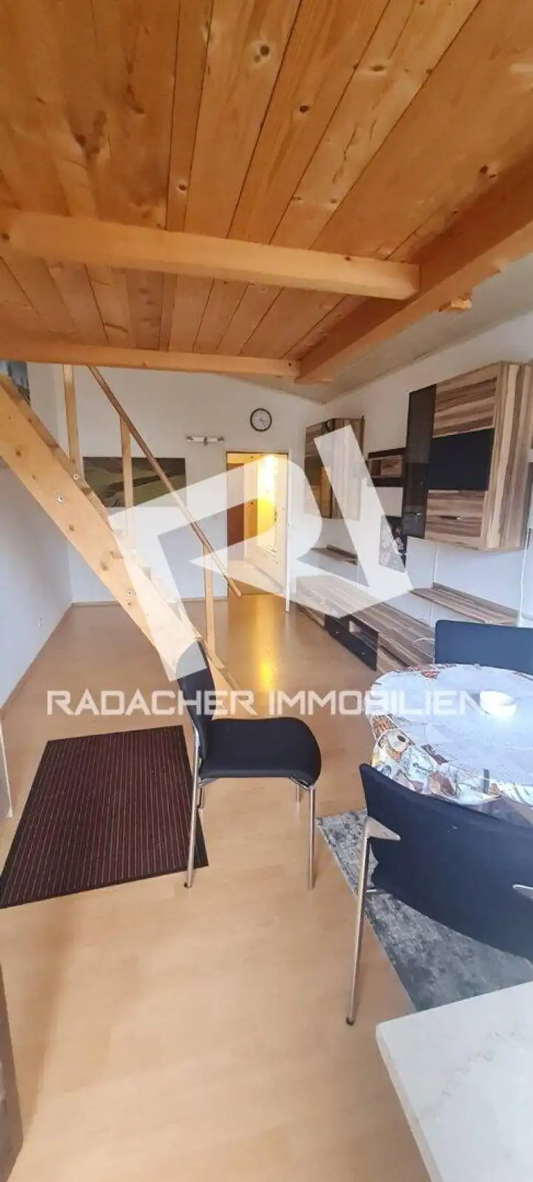 Margot Radacher, Radacher Immobilien