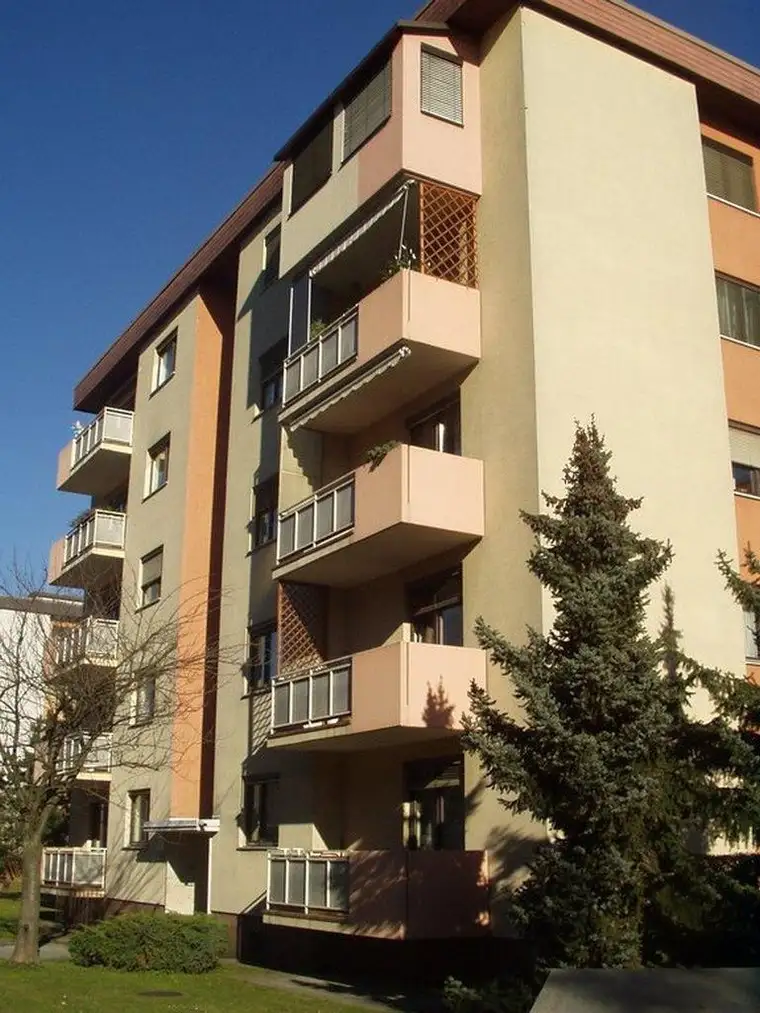 Schöne 2 Zimmer Wohnung mit Balkon in der Zweierbosniakengasse 13