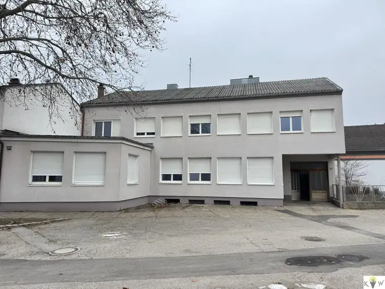 Großzügige Liegenschaft mit vielseitigem Entwicklungspotential in zentraler Lage von Andau
