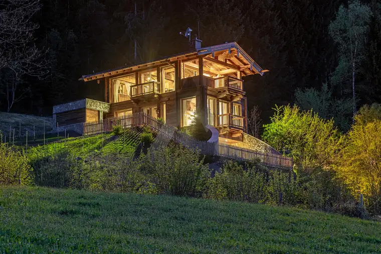 Hütte 99 - Luxus Chalet in Alleinlage mit traumhaftem Blick &amp; Freizeitwohnsitz