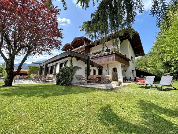 Zwischen Tradition und Moderne: Stilvolles Boutiquehotel an der Zugspitze