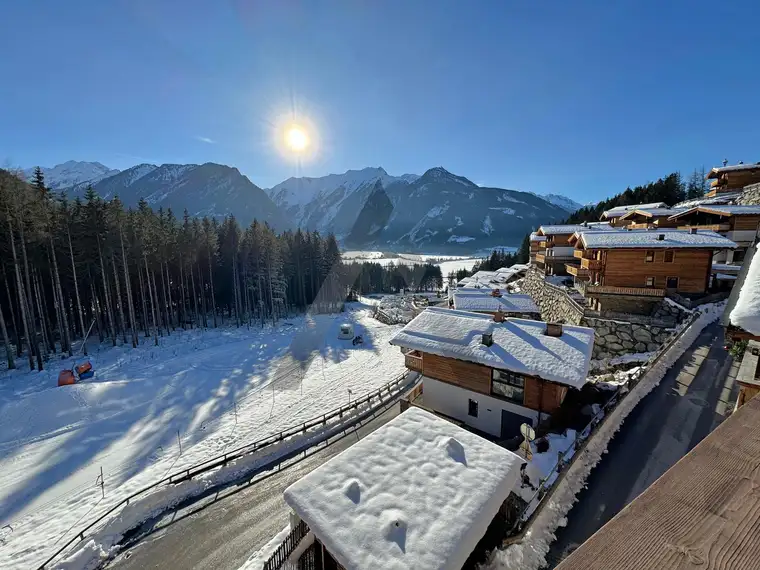 Ski in/Ski out: Chalet zur touristischen Nutzung in Sonnenlage