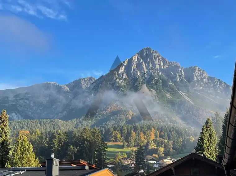 Gemütliche Dachgeschosswohnung mit Bergblick