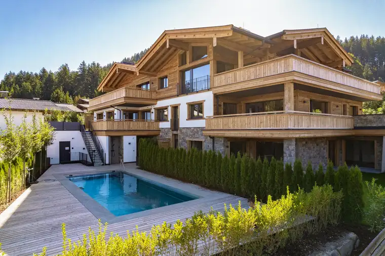 Aurum Immobilien GmbH & Co KG