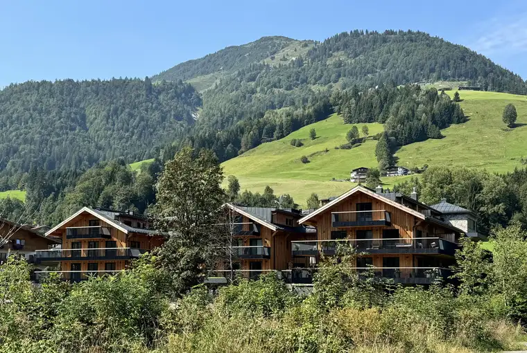 RIVERSIDE: Praxis in ruhiger Lage - Kirchberg in Tirol
