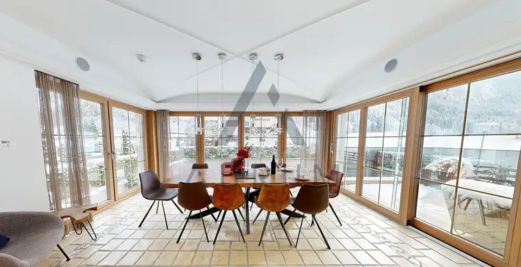 Wohnimmobilie / Apartments mit vielseitigem Potenzial im Zillertal