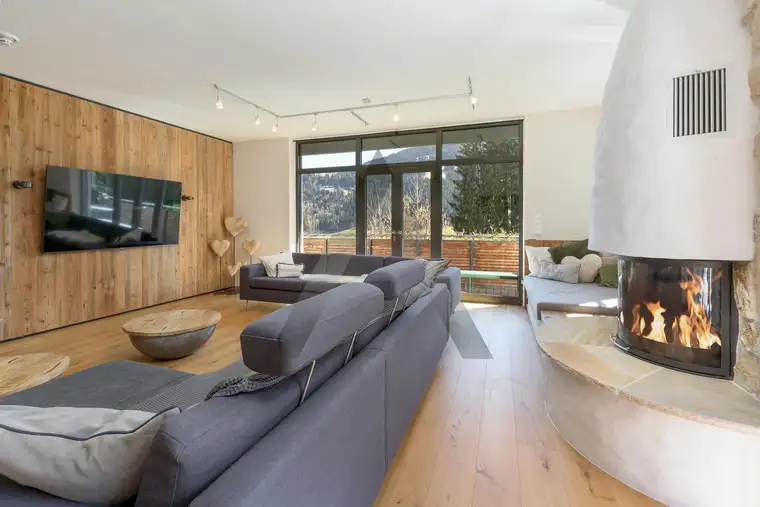 Aurum Immobilien GmbH & Co KG