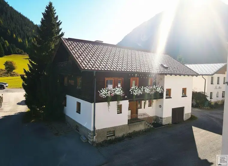 VERKAUFT!!! TOPLAGE IN GALTÜR – RUHIG, SONNIG, MIT HEIMELIGER ATMOSPHÄRE