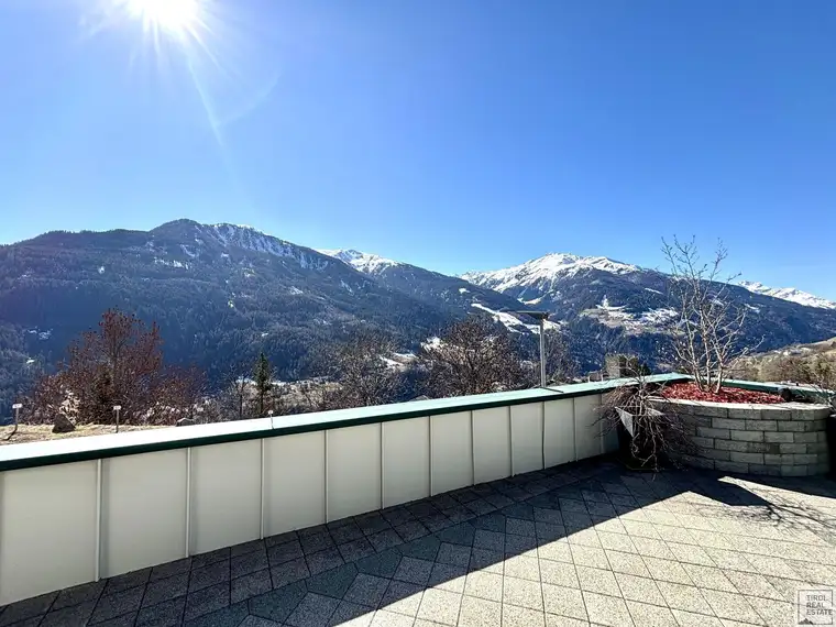 Ein Zuhause zum Verlieben – Sonnige Traumlage mit Weitblick in Fließ