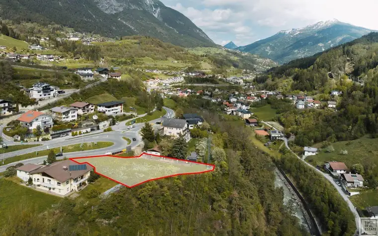 Baurechtsgrundstück in hochfrequentierter Lage am Eingang zum Paznauntal