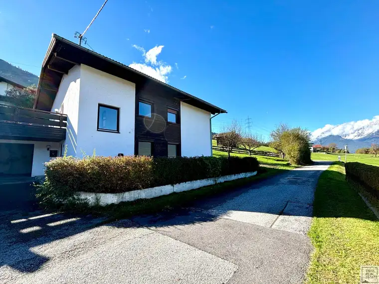 Naturnahes Einfamilienhaus mit traumhafter Aussichtslage!