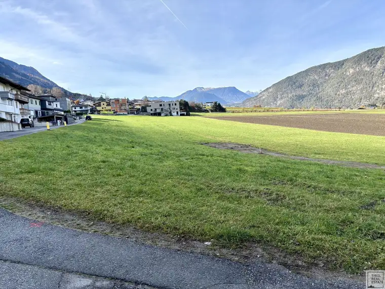 Hier beginnt Ihr neues Kapitel - Traumgrundstück in Rietz!