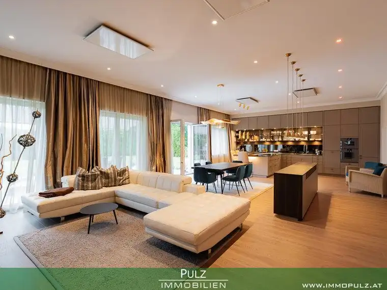 MODERNER lichtdurchfluteter BUNGALOW