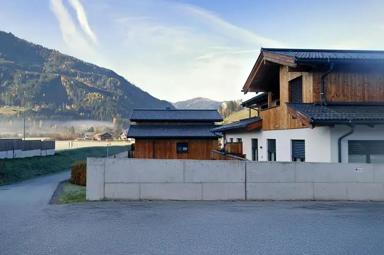 Manfred Walcher, Hohe Tauern Immobilien GmbH
