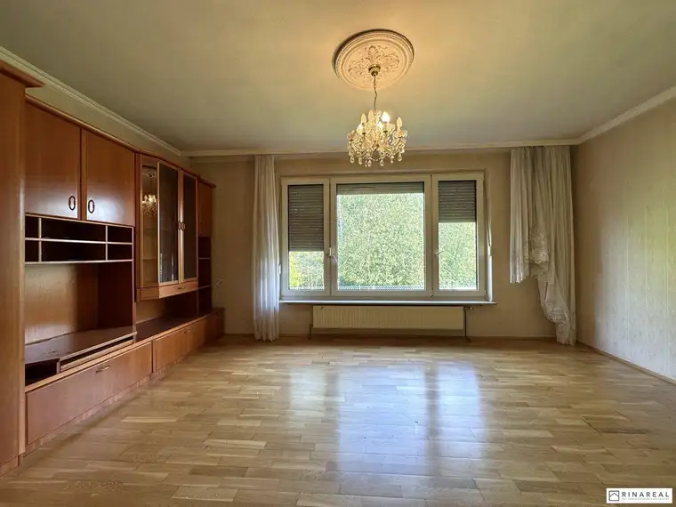 Grund mit ca. 2.305 m² | Sanierungsbedürftiges Haus | separate Doppelgarage | Wienerherberg