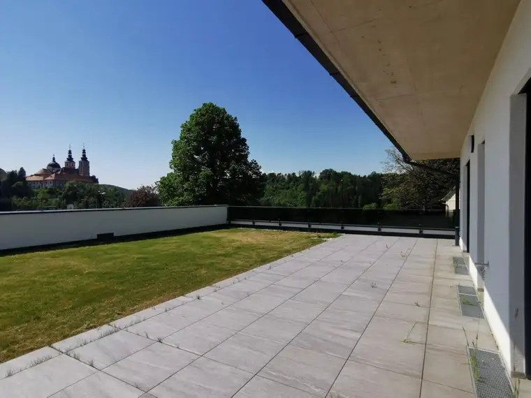 Erstbezug Nähe Leechwald: Luxuriöse Terrassenwohnung mit eigenem Garten nahe der Mariatroster Basilika!