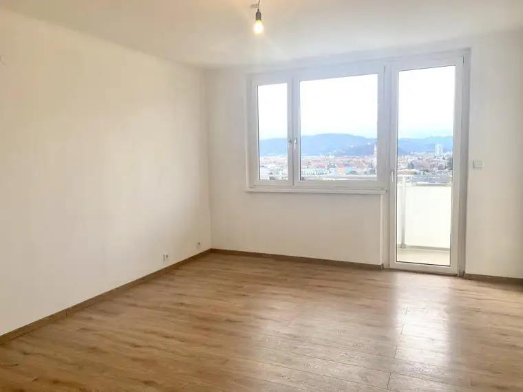 Vermietete 3-Zimmer-Wohnung mit traumhaften Ausblick über Graz