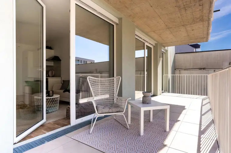 Moderner Pärchen-Traum mit 2-Zimmer und großem Balkon Nähe Augarten