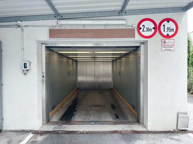 Tiefgaragenstellplatz nahe dem Elisabethinen Krankenhaus