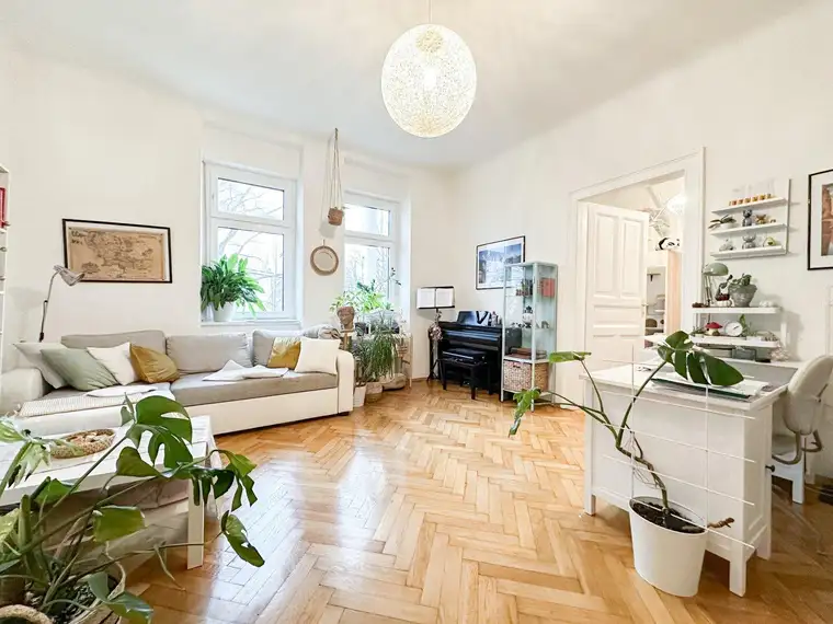 Helle 2,5-Zimmer-Wohnung mit Balkon nahe der FH Joanneum