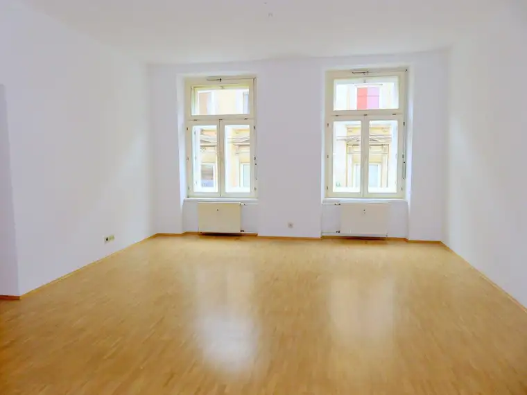 +++ TOP LAGE +++ Helle 2,5-Zimmer-Wohnung mit hervorragender Infrastruktur nahe Jakominiplatz