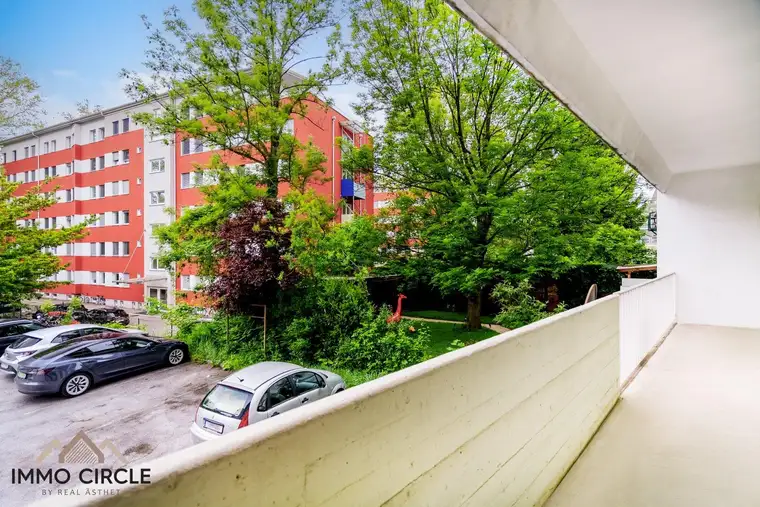 Raum für Neues! 4-Zimmer-Wohnung mit Loggia nahe LKH – Renovierungsobjekt mit Möglichkeiten