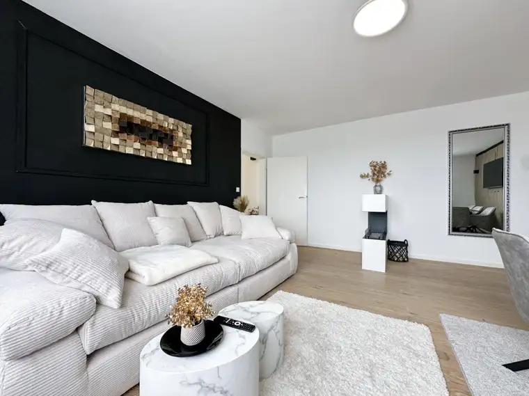 Stilvoll möblierte 2,5-Zimmer-Wohnung mit ruhigem Balkon in Grazer Bestlage