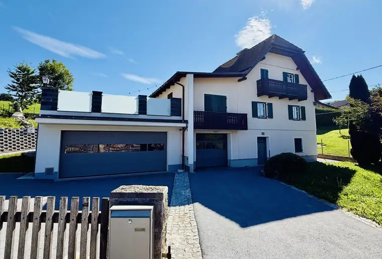 Teilrenoviertes Einfamilienhaus in Semriach mit PV-Anlage
