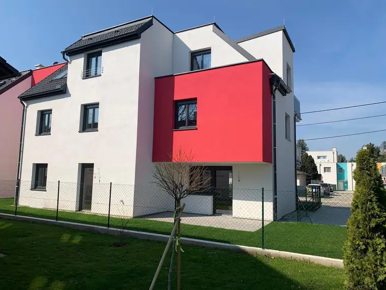 Wunderschöne 3-Zimmer Gartenwohnung in grüner Wohngegend - provisionsfrei 