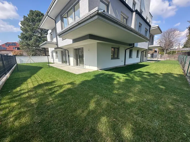 Single - Penthouse mit Weitblick – stilvolle 2-Zimmer-Dachgeschosswohnung mit großzügiger Terrasse &amp; Ost Sonne – energieeffizient &amp; elegant