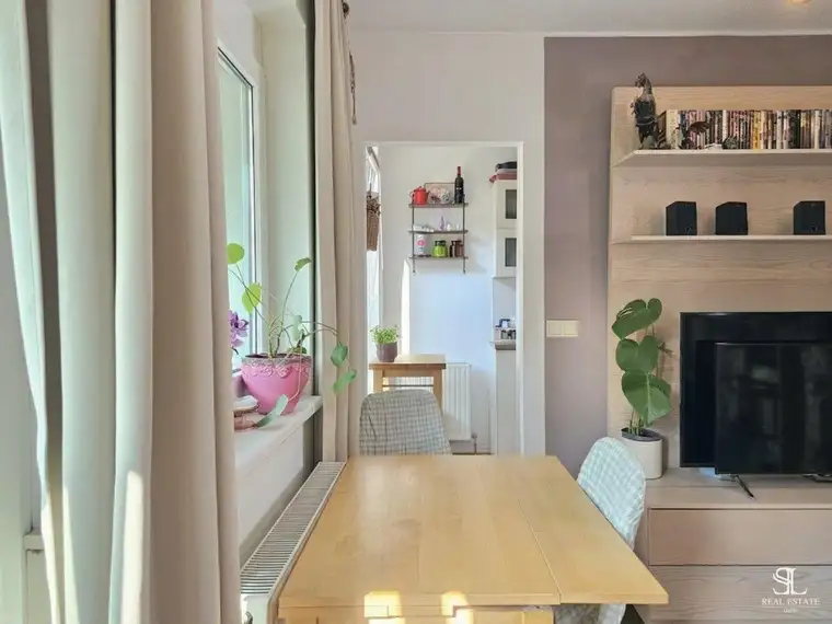 Sonnige, zentral gelegene 3-Zimmer-Wohnung – ideal als WG und Anlageobjekt