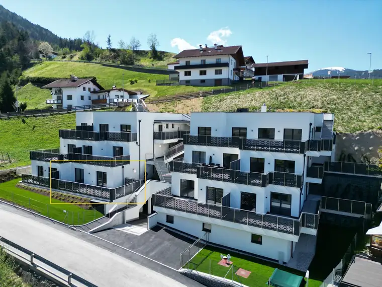 Neuwertige 2-Zimmer-Wohnung mit Terrasse und Top-Ausstattung