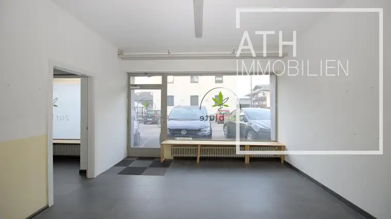 Attraktive Geschäftsfläche mit eigenen Parkplätzen in Hall in Tirol