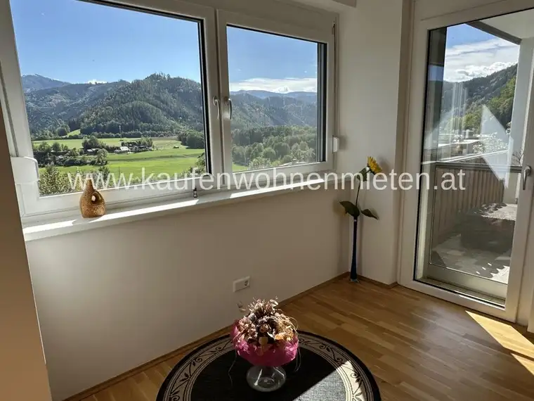 NEU in Leoben! 3-Zimmerwohnung mit Penthouse-Flair und Balkon.