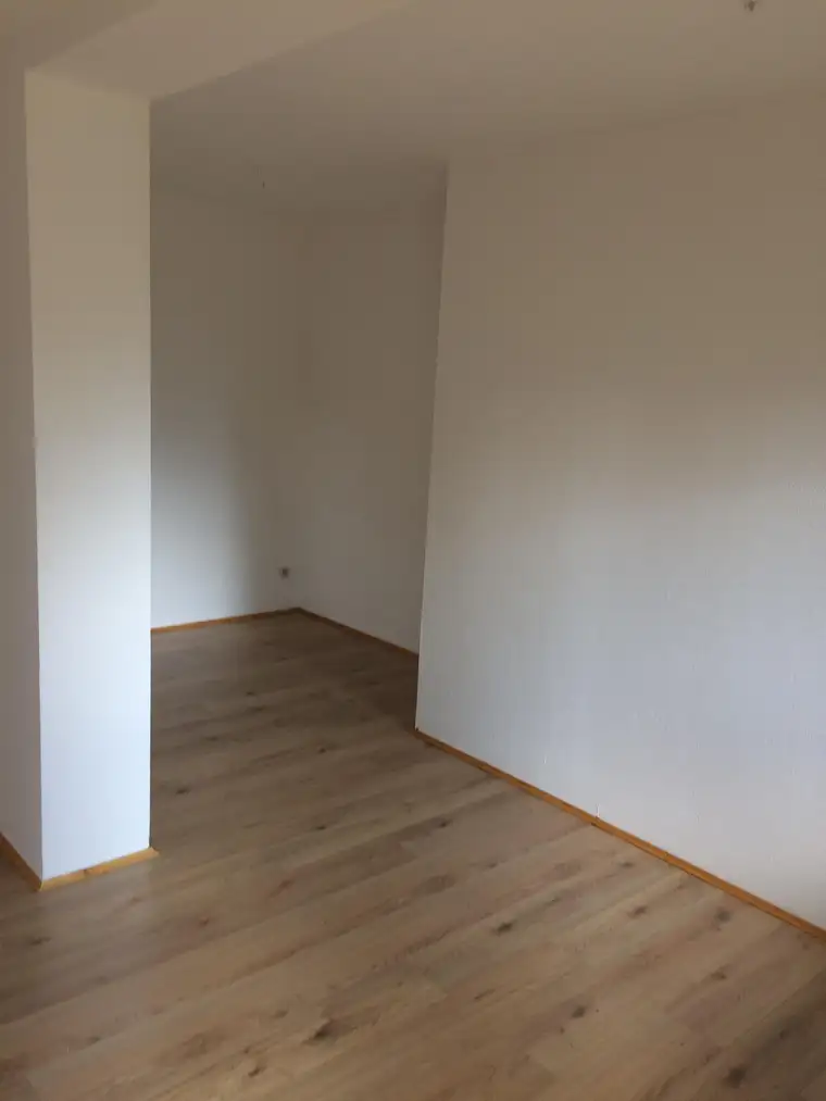 Sanierte 1,5-Zimmer-EG-Wohnung mit Terasse und Einbauküche in Absam
