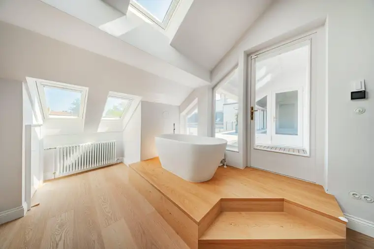 Exklusive 5-Zimmer Luxus-Dachgeschosswohnung mit großzügiger Terrasse in Alt-Hietzinger Bestlage